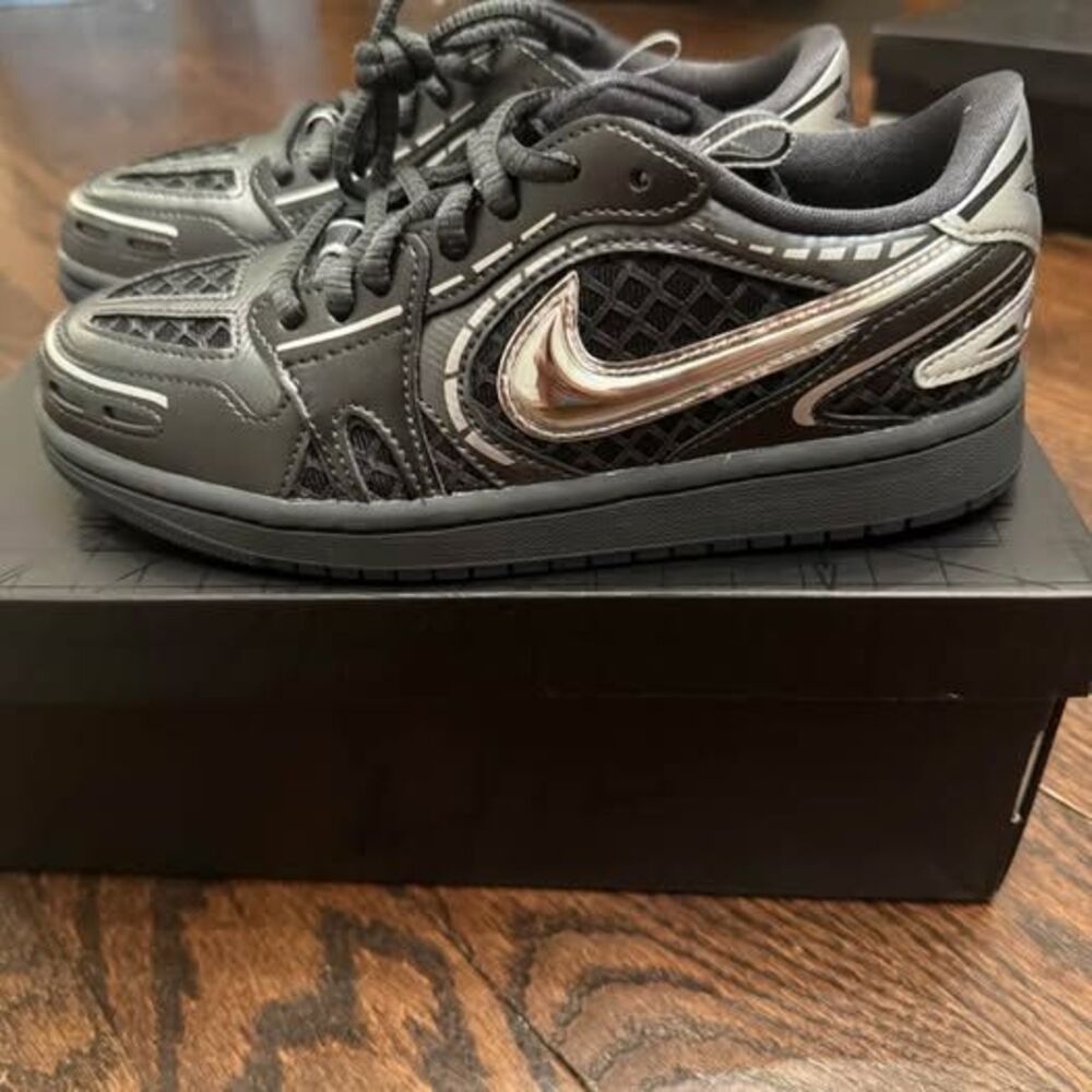 Brand New - Women's Air Jordan 1 L MM Low V3 - size women's 6.5
